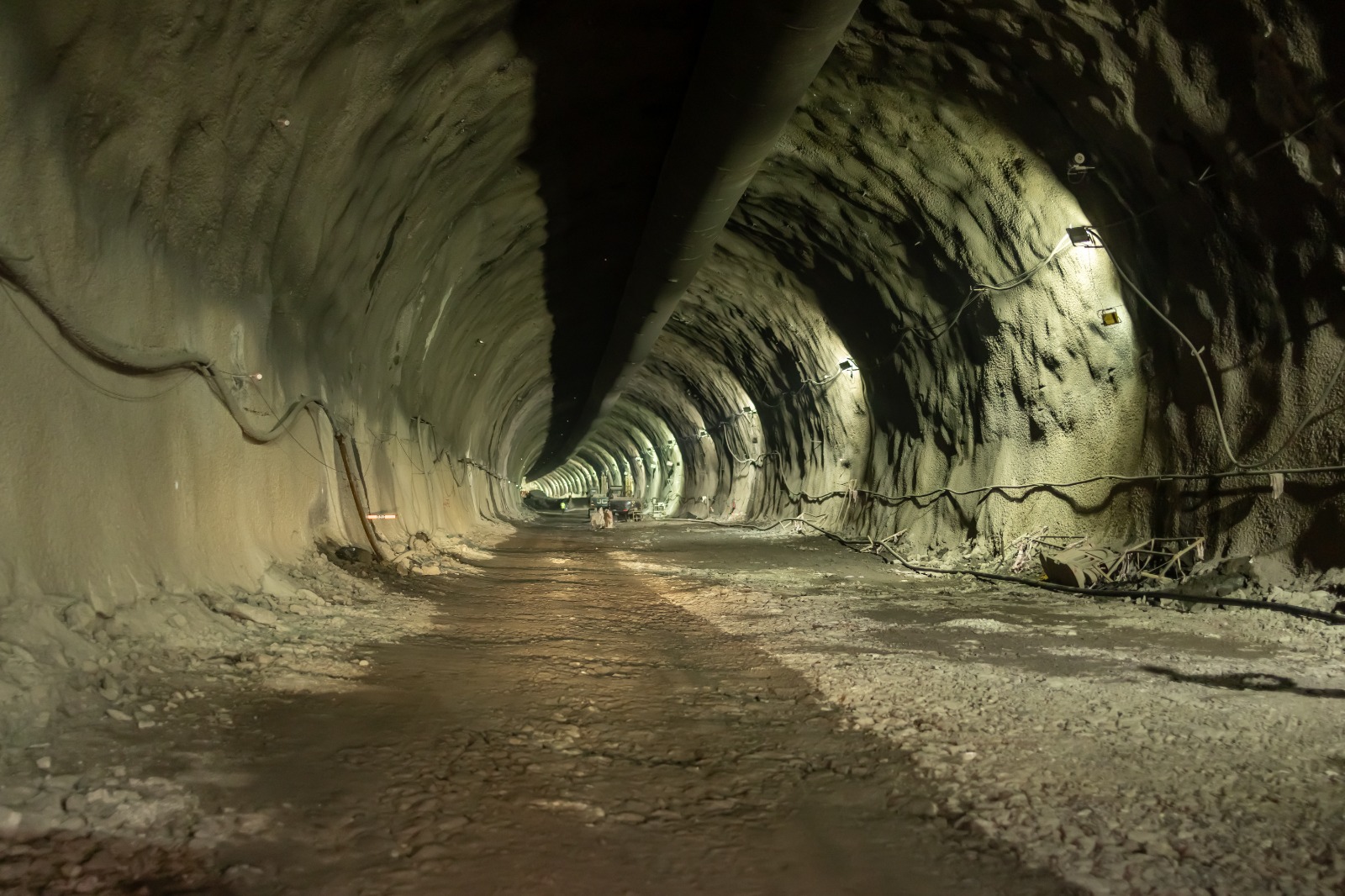 2.7 km Long Continuous Tunnel Completed with First Breakthrough in 21 km Tunnel between BKC and Shilphata for Mumbai-Ahmedabad Bullet Train Project